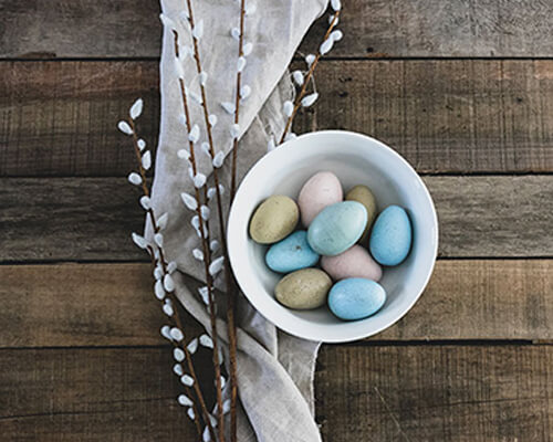 Blumenduft weht um die Nase, liebe Grüße vom Tanzherz-Osterhasen…